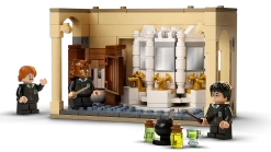 Warner Bros Hogwarts Polyjuice Potion Mistake LEGO -Warner Bros 76386 web pri nobg