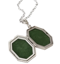 Warner Bros Horcrux Locket -Warner Bros HorcruxLocket 3 2ed11374 e5b4 471e 92c6 6bd8a89ac03d