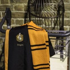 Warner Bros Personalised Hufflepuff Robe -Warner Bros HufflepuffScarf1 58915f2d a986 4bc4 89e8 9d0e508e8348