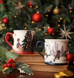 Warner Bros Hagrid Christmas Mug -Warner Bros XMAS23 Lifestyle Mugs2