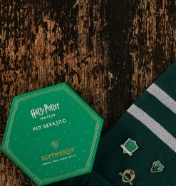 Warner Bros Second Edition Slytherin Enamel Pins Set -Warner Bros slyth scarf